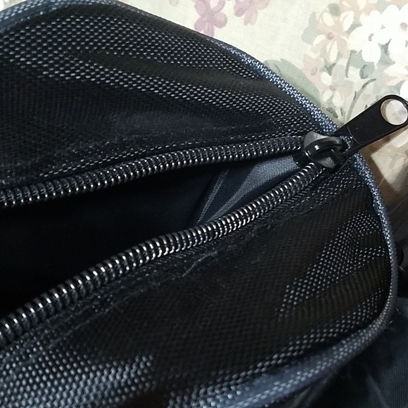 Case - Picture 7 of 7